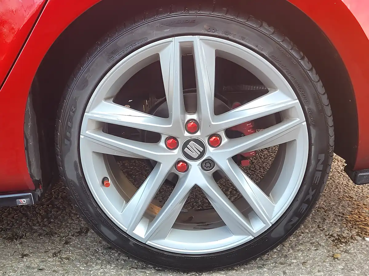 Used 2017 SEAT Ibiza Fr Red - Interior and Exterior details 19