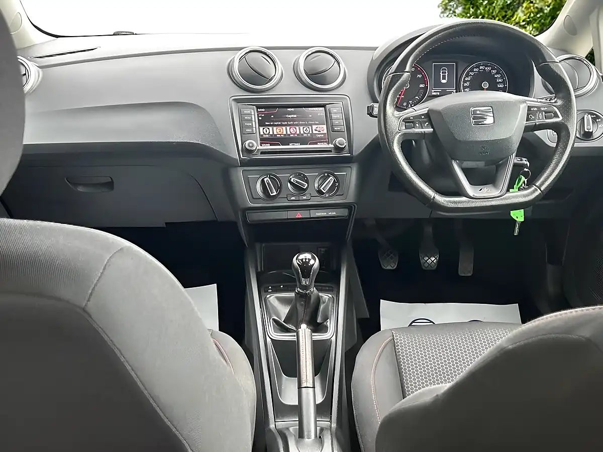 Used 2017 SEAT Ibiza Fr Sport Silver - Interior and Exterior details 10