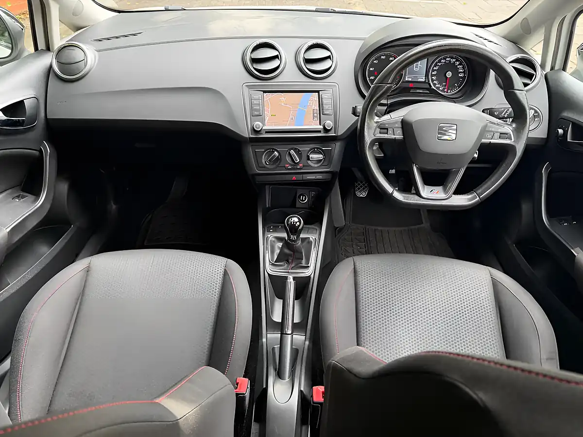 Used 2017 SEAT Ibiza Fr White - Interior and Exterior details 10