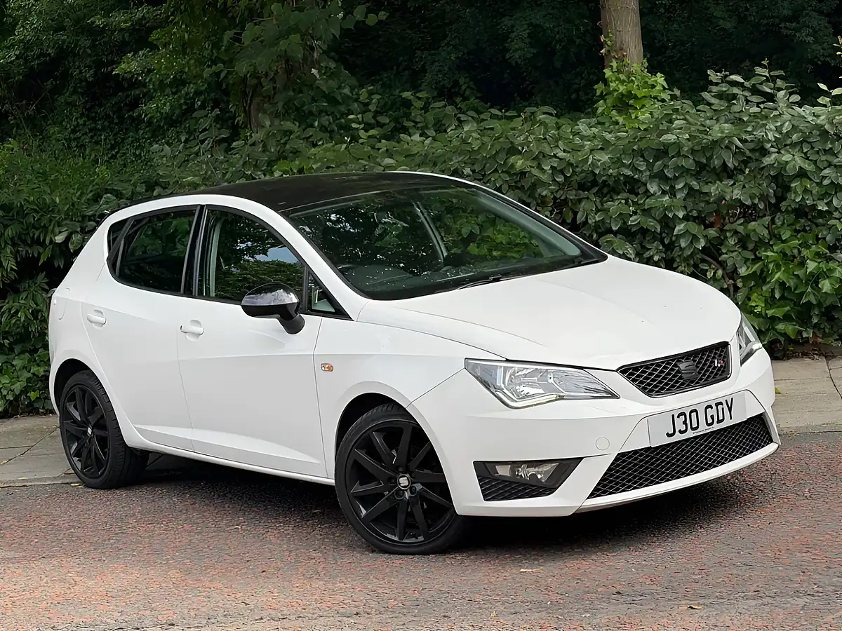Used 2017 SEAT Ibiza Fr White - Interior and Exterior details 2