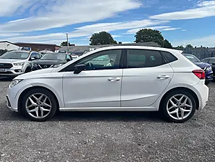 Used 2017 SEAT Ibiza Fr White - Interior and Exterior details 6