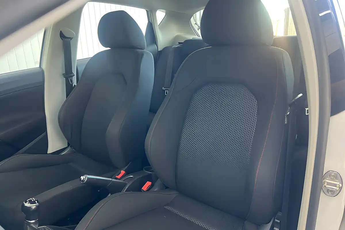 Used 2017 SEAT Ibiza Fr White - Interior and Exterior details 12