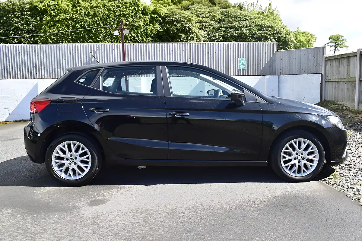 Used 2017 SEAT Ibiza Se Black - Interior and Exterior details 6