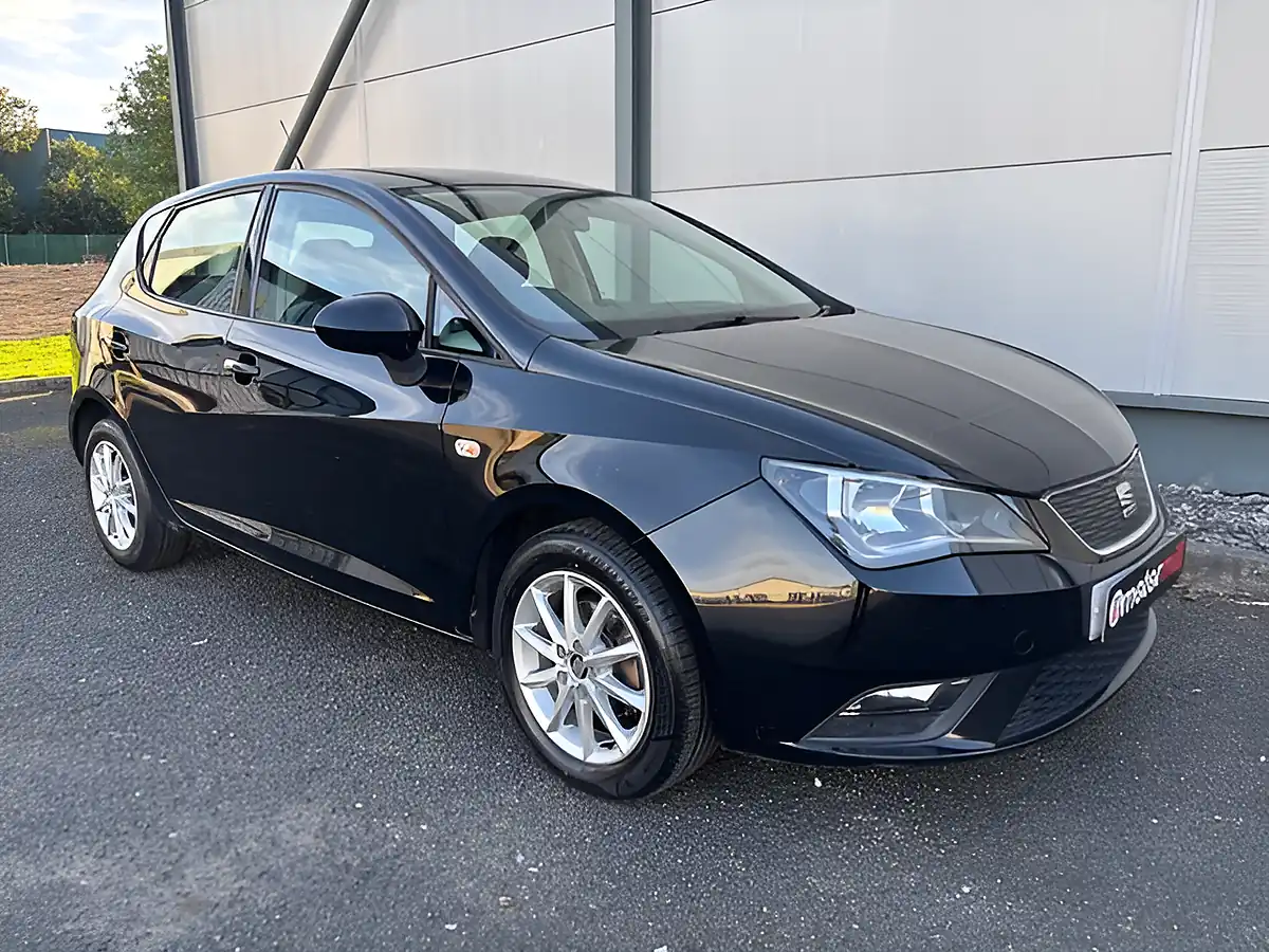 Used 2017 SEAT Ibiza Se Black - Front View