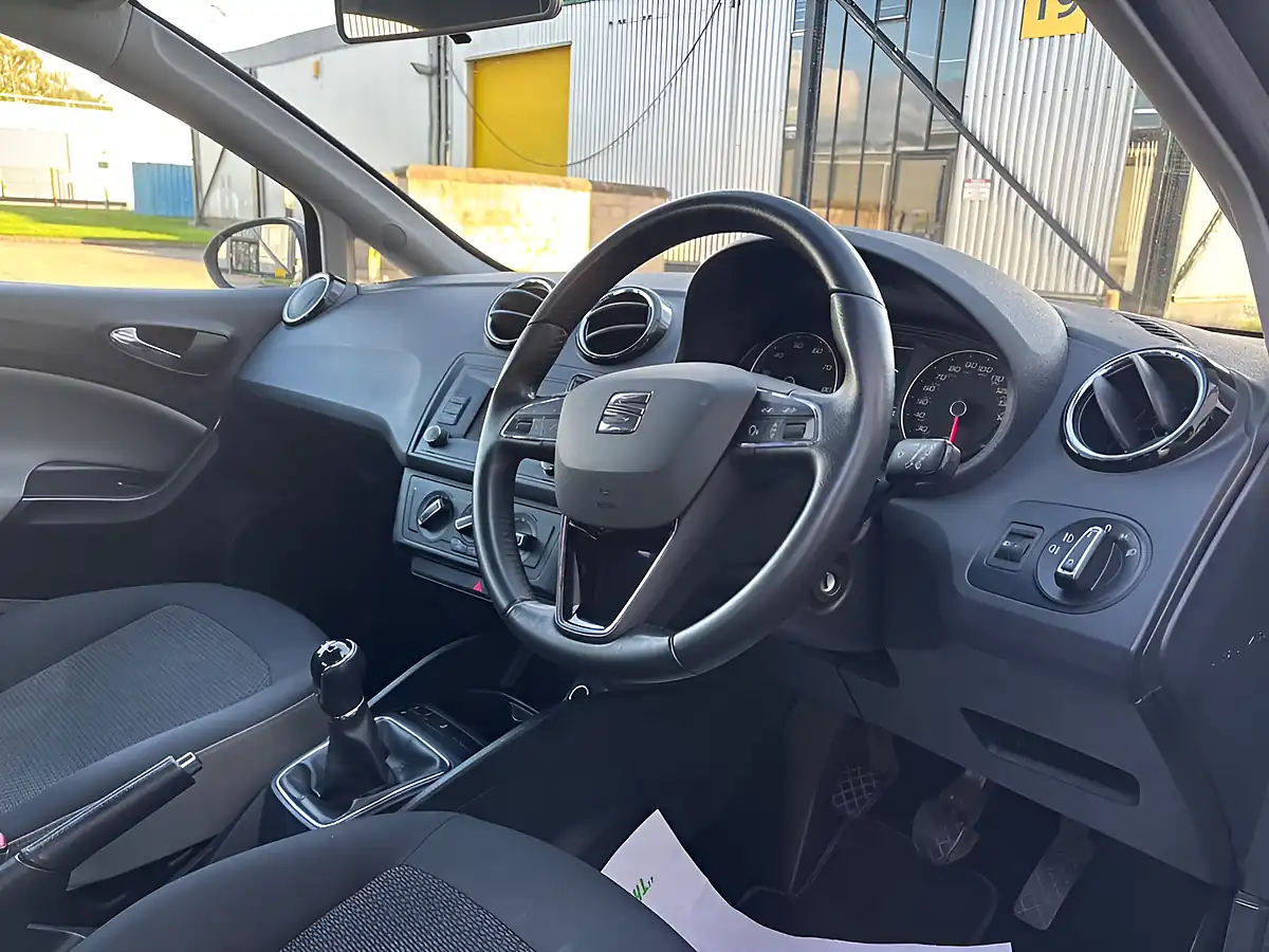 Used 2017 SEAT Ibiza Se Black - Interior and Exterior details 16