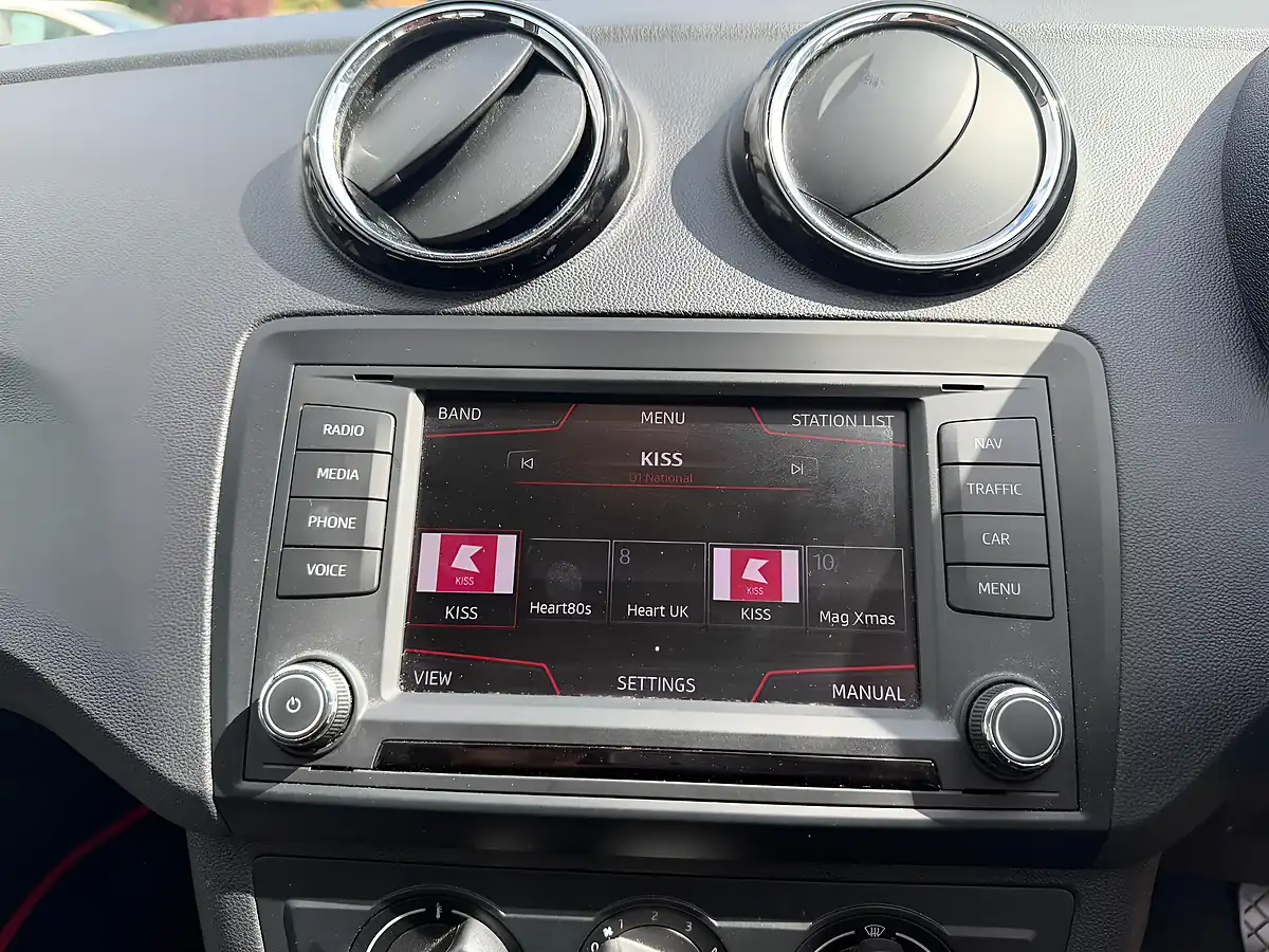 Used 2017 SEAT Ibiza Se Grey - Interior and Exterior details 10