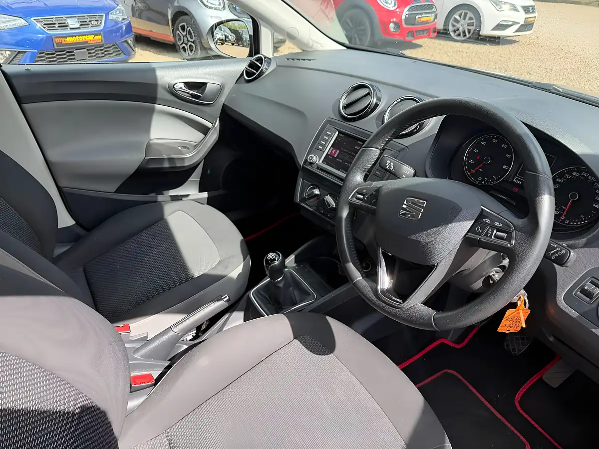 Used 2017 SEAT Ibiza Se Grey - Interior and Exterior details 13