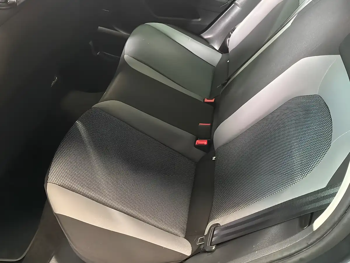 Used 2017 SEAT Ibiza Se Grey - Interior and Exterior details 11
