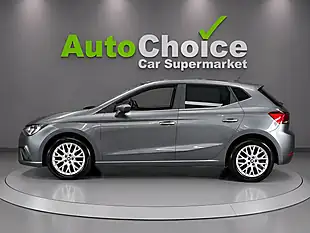 Used 2017 SEAT Ibiza Se Grey - Interior and Exterior details 4