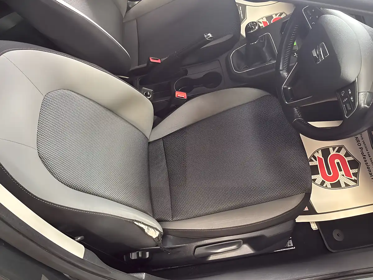 Used 2017 SEAT Ibiza Se Grey - Interior and Exterior details 8