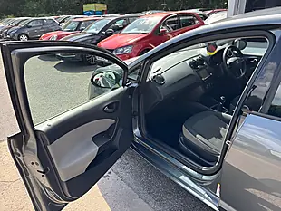 Used 2017 SEAT Ibiza Se Grey - Interior and Exterior details 15