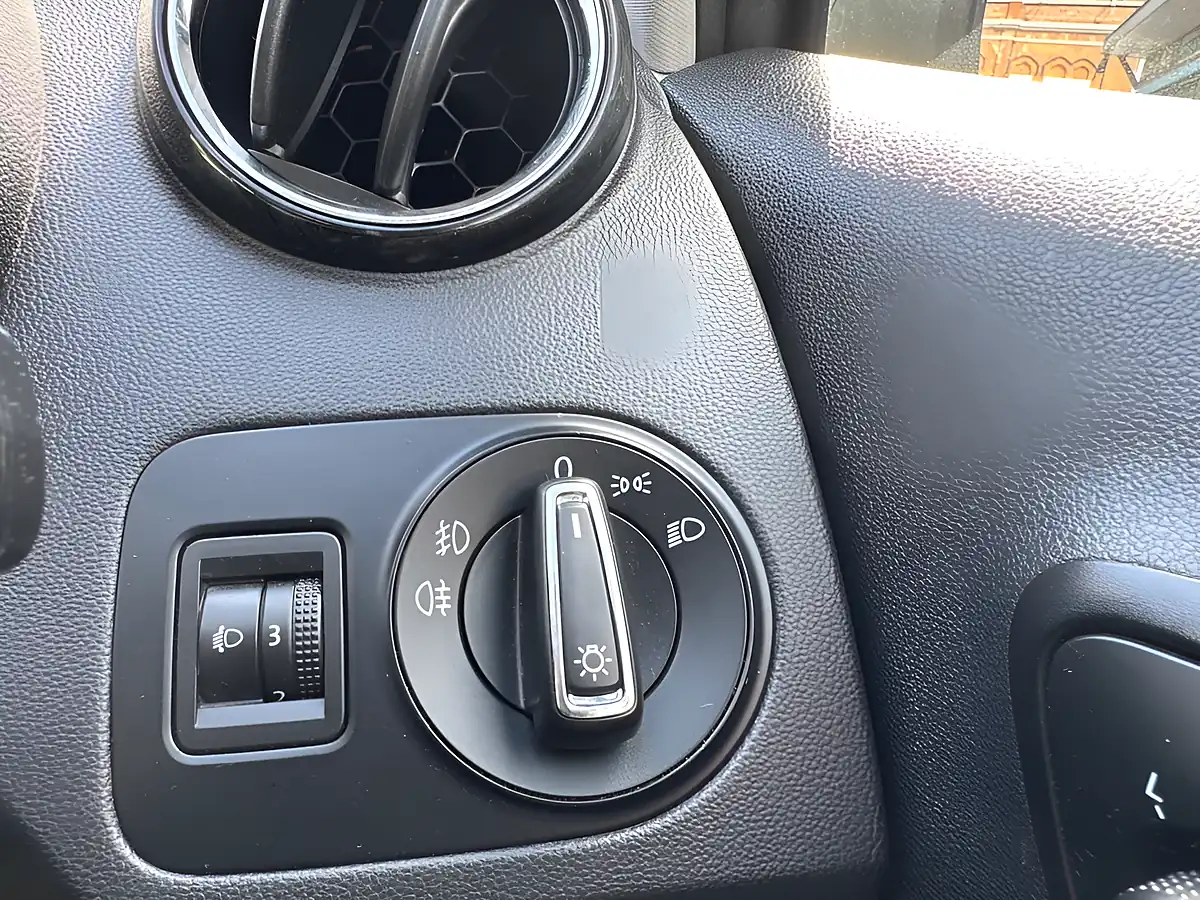 Used 2017 SEAT Ibiza Se Grey - Interior and Exterior details 20