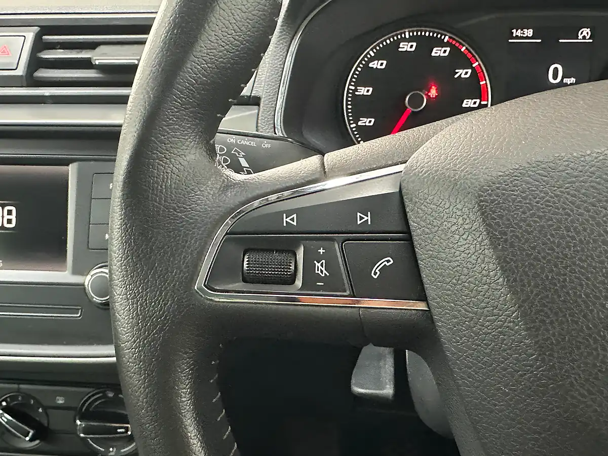 Used 2017 SEAT Ibiza Se Monsoon Grey - Interior and Exterior details 17