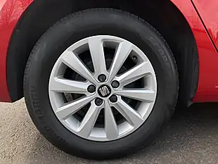 Used 2017 SEAT Ibiza Se Red - Interior and Exterior details 11