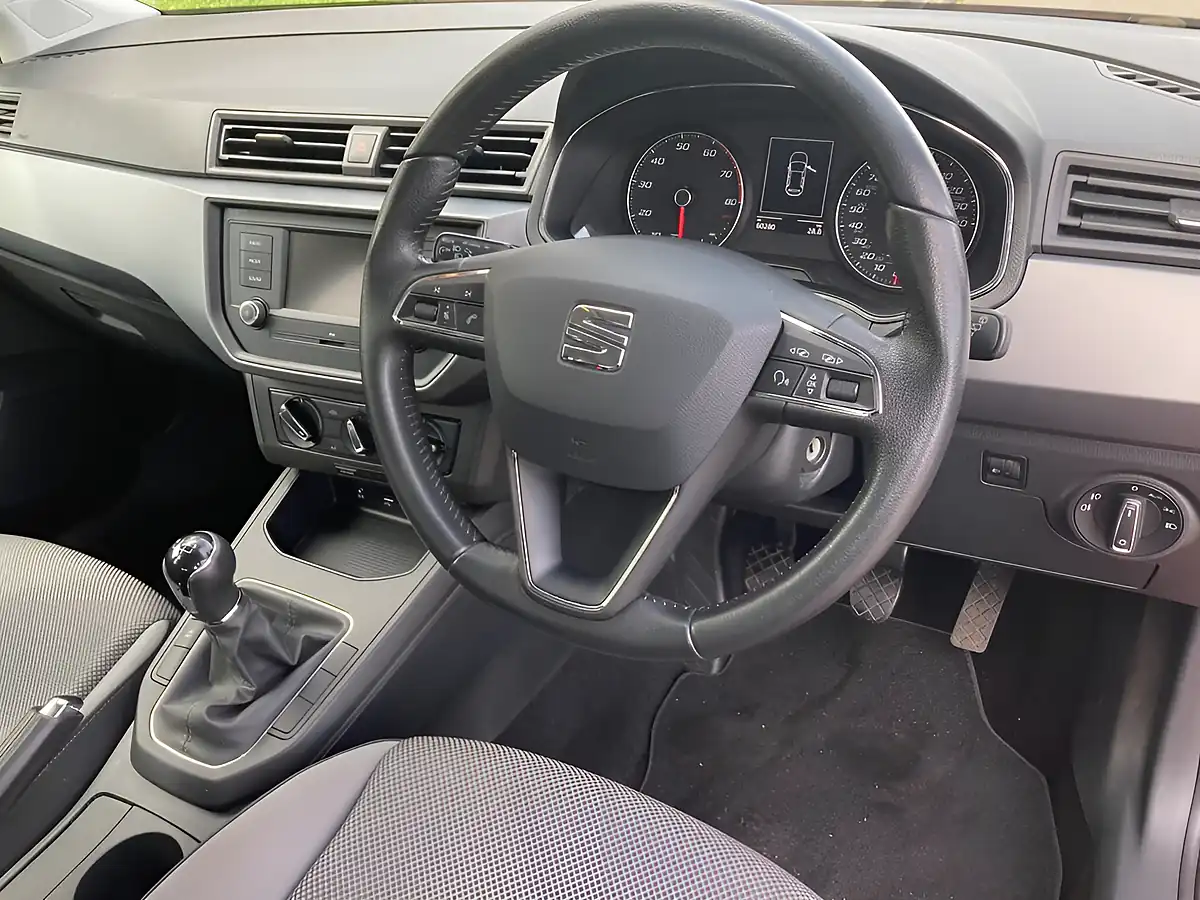 Used 2017 SEAT Ibiza Se Red - Interior and Exterior details 14