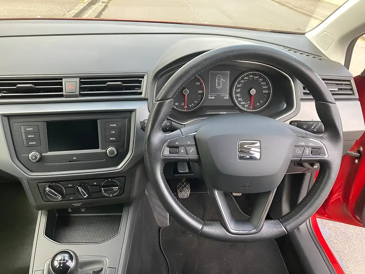 Used 2017 SEAT Ibiza Se Red - Interior and Exterior details 15