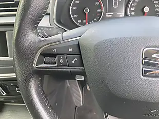 Used 2017 SEAT Ibiza Se Red - Interior and Exterior details 17