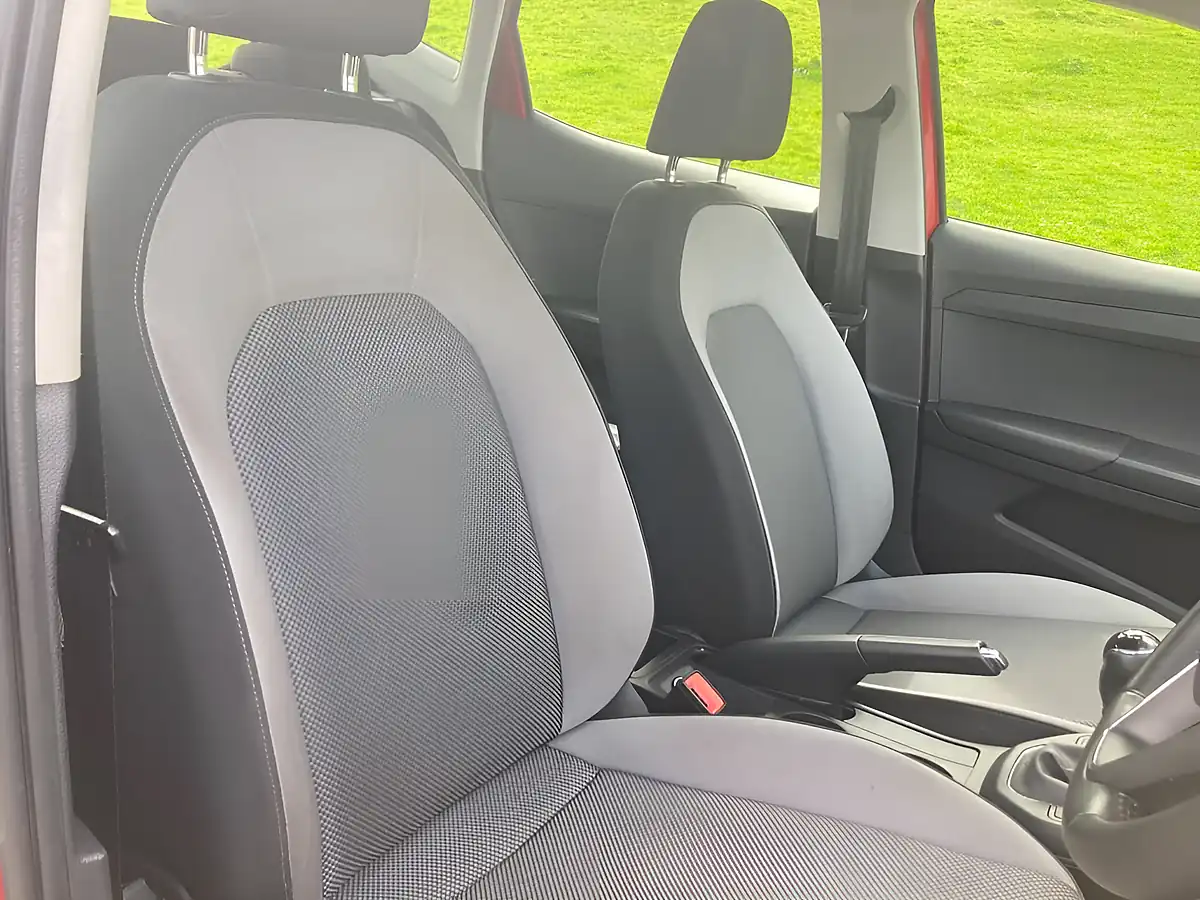 Used 2017 SEAT Ibiza Se Red - Interior and Exterior details 19