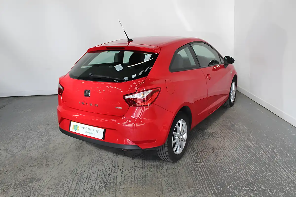 Used 2017 SEAT Ibiza Se Sport Red - Interior and Exterior details 6