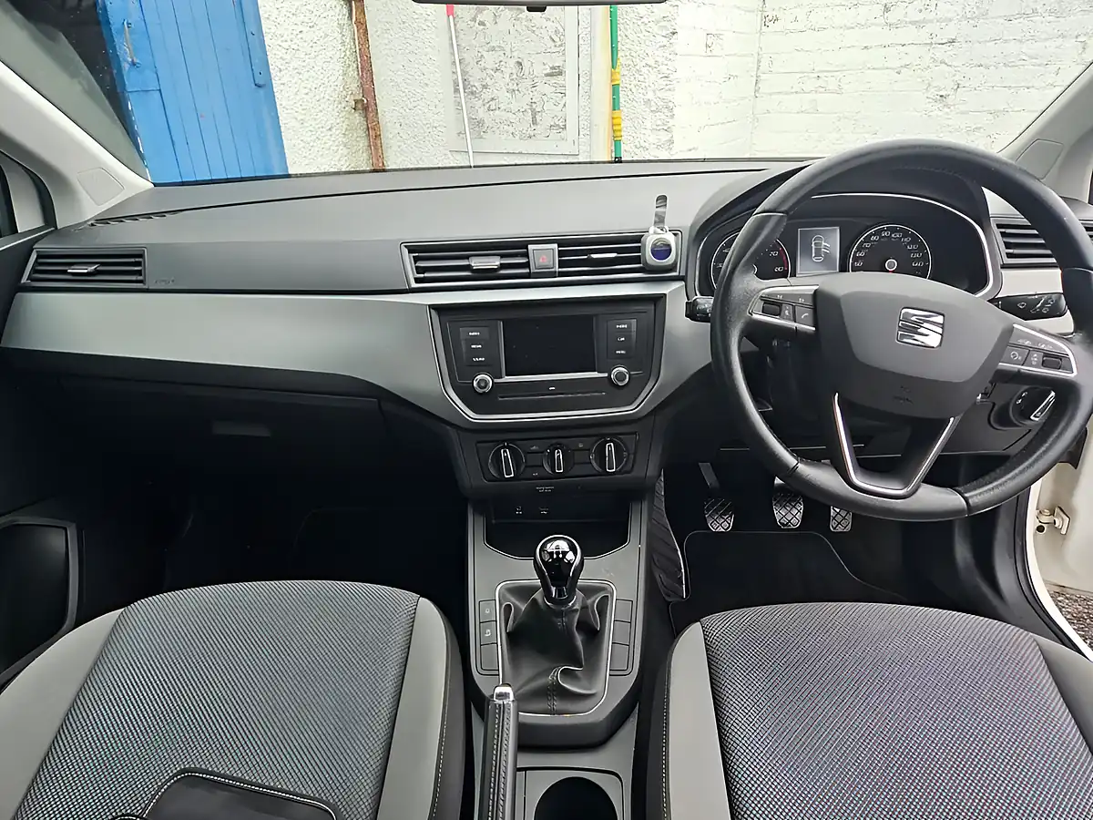 Used 2017 SEAT Ibiza Se White - Interior and Exterior details 15