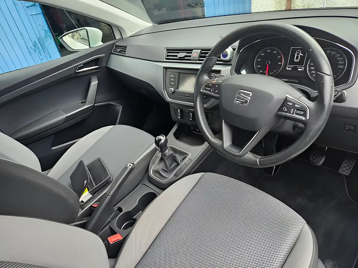 Used 2017 SEAT Ibiza Se White - Interior and Exterior details 7