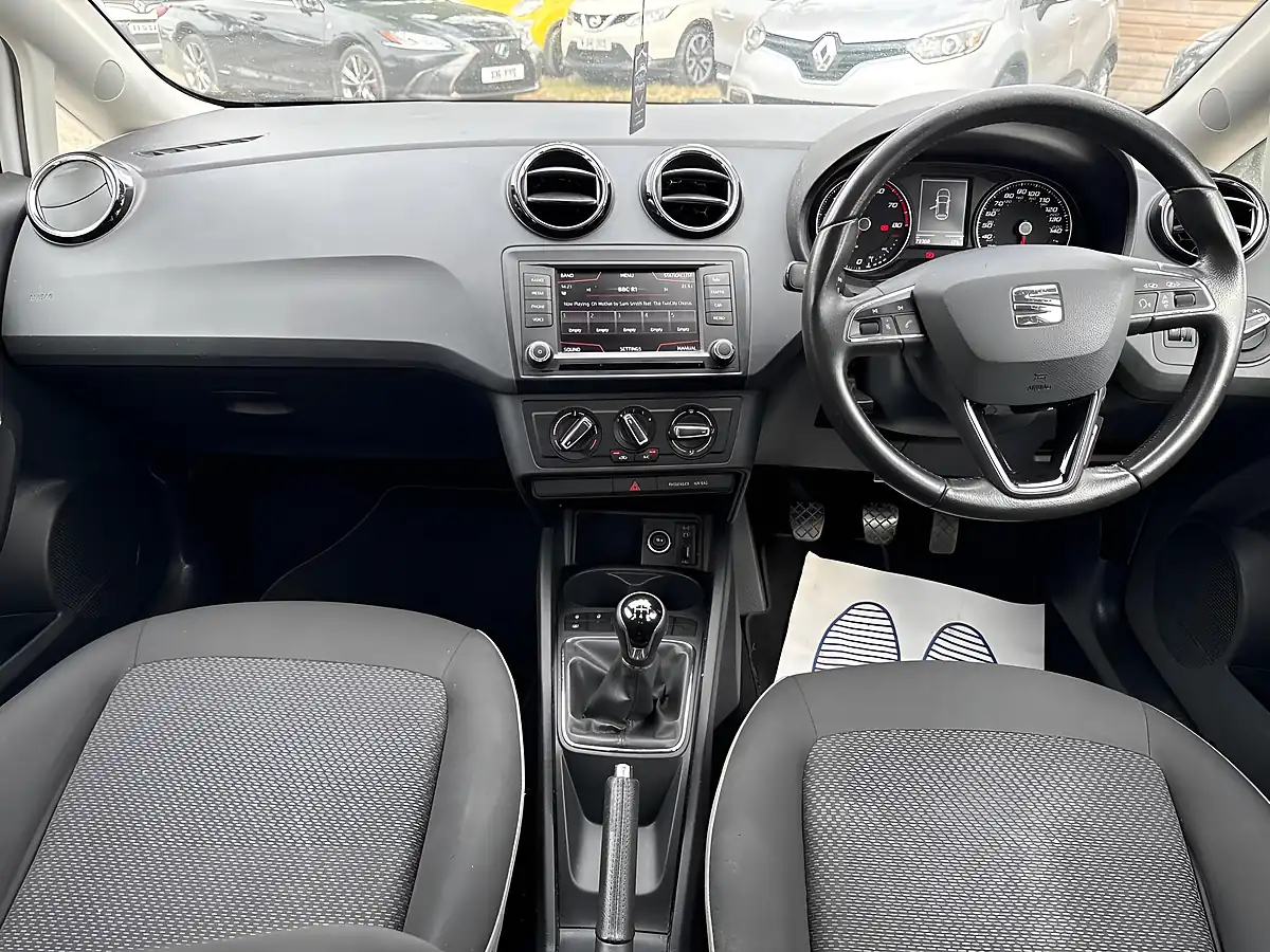 Used 2017 SEAT Ibiza Se White - Interior and Exterior details 10