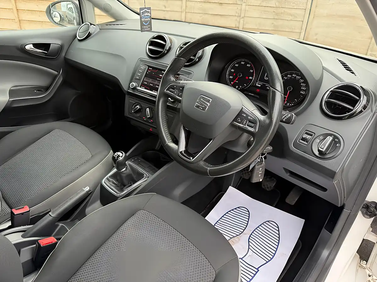 Used 2017 SEAT Ibiza Se White - Interior and Exterior details 11