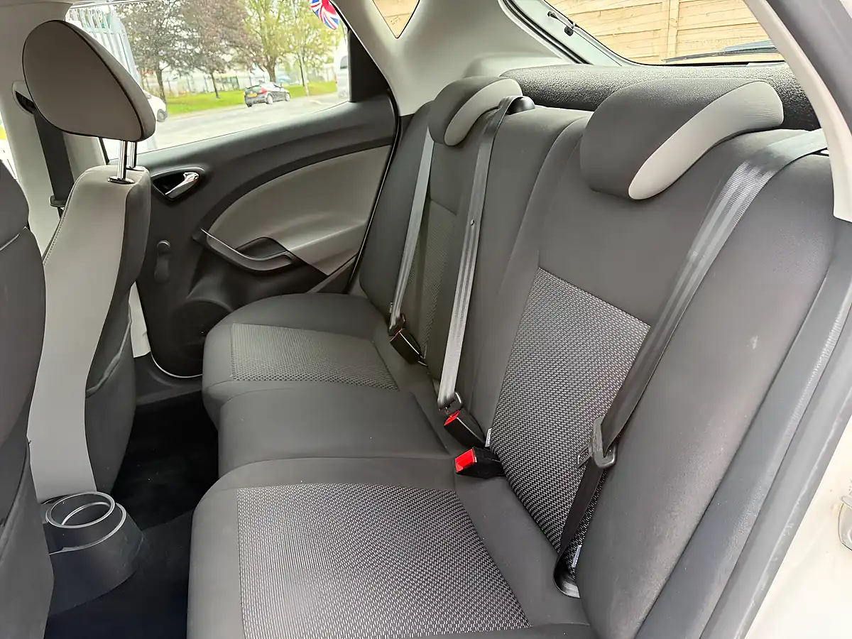 Used 2017 SEAT Ibiza Se White - Interior and Exterior details 12