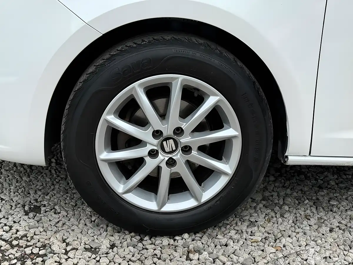 Used 2017 SEAT Ibiza Se White - Interior and Exterior details 15