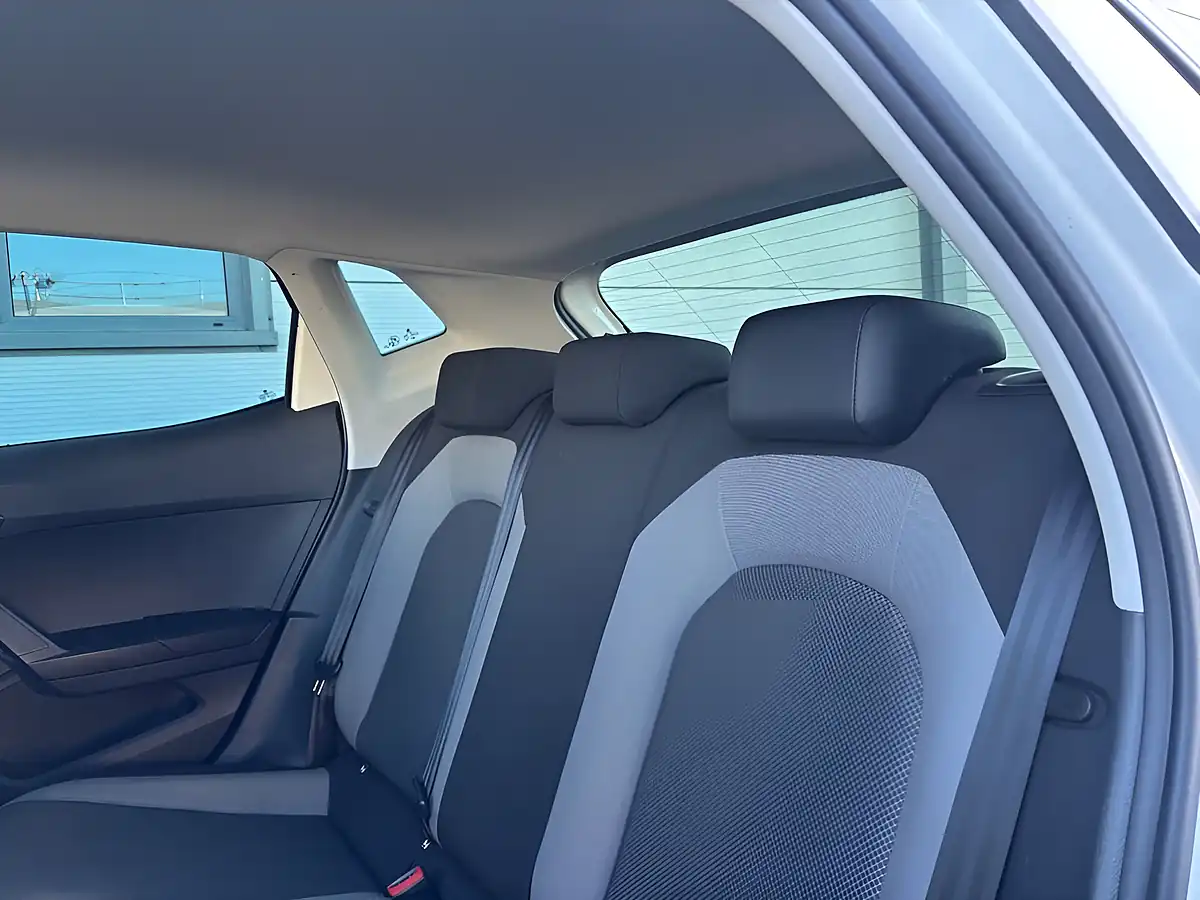 Used 2017 SEAT Ibiza Se White - Interior and Exterior details 20