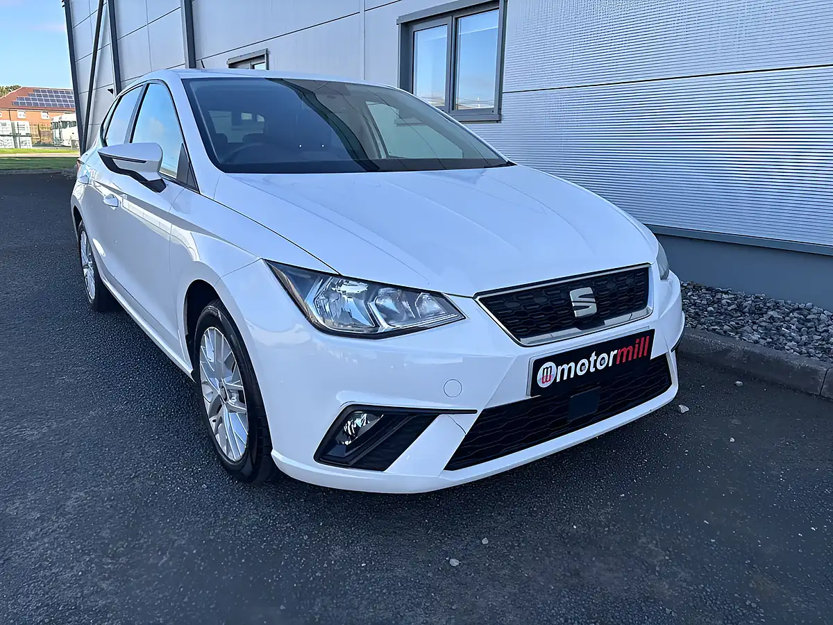 Used 2017 SEAT Ibiza Se White - Interior and Exterior details 4
