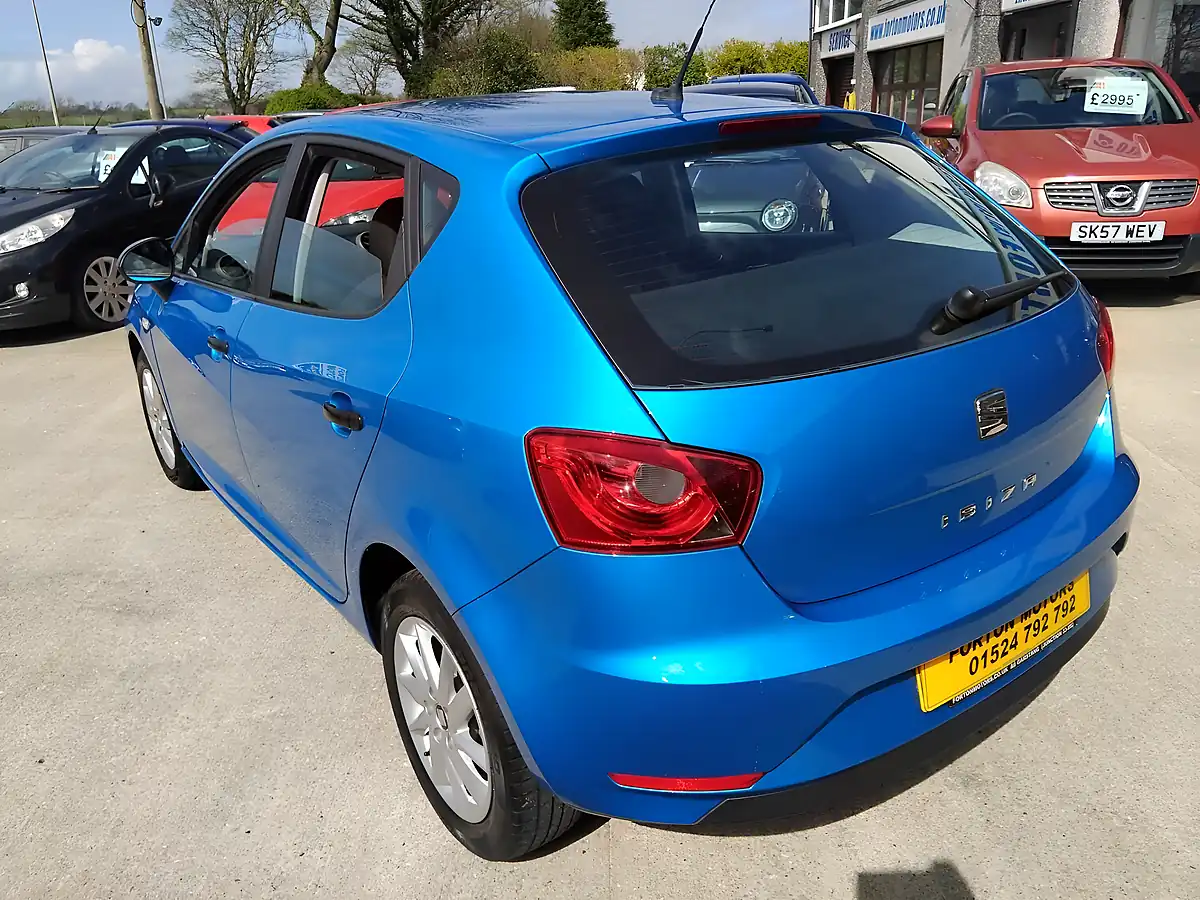 Used 2017 SEAT Ibiza Sol Blue - Interior and Exterior details 10