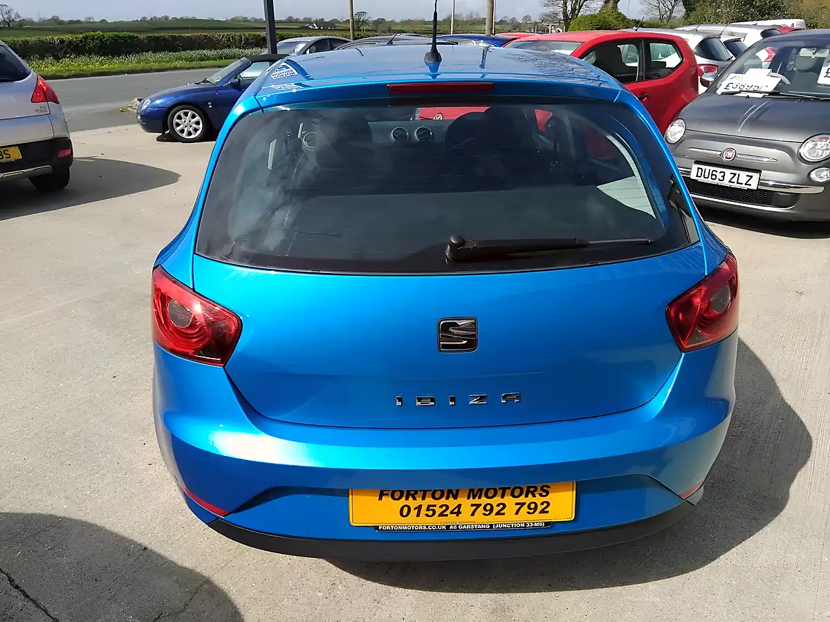 Used 2017 SEAT Ibiza Sol Blue - Interior and Exterior details 11