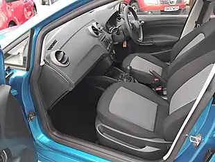 Used 2017 SEAT Ibiza Sol Blue - Interior and Exterior details 18