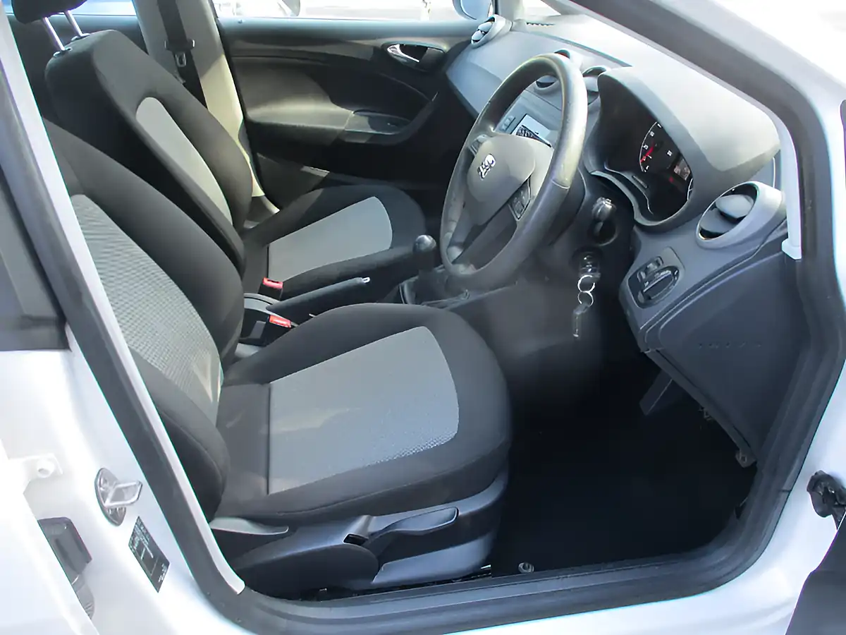 Used 2017 SEAT Ibiza Sol White - Interior and Exterior details 16