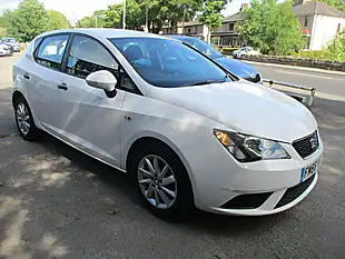 Used 2017 SEAT Ibiza Sol White - Interior and Exterior details 3