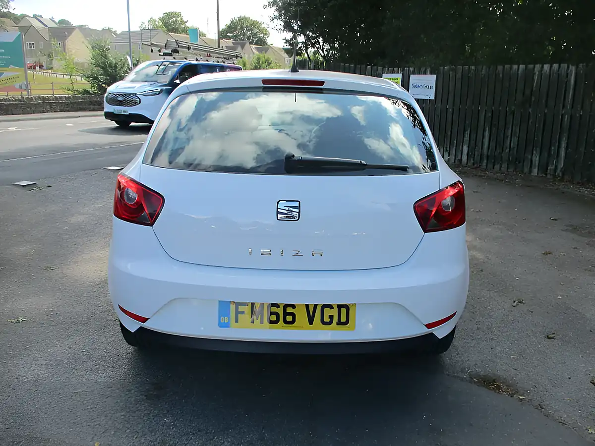 Used 2017 SEAT Ibiza Sol White - Interior and Exterior details 6