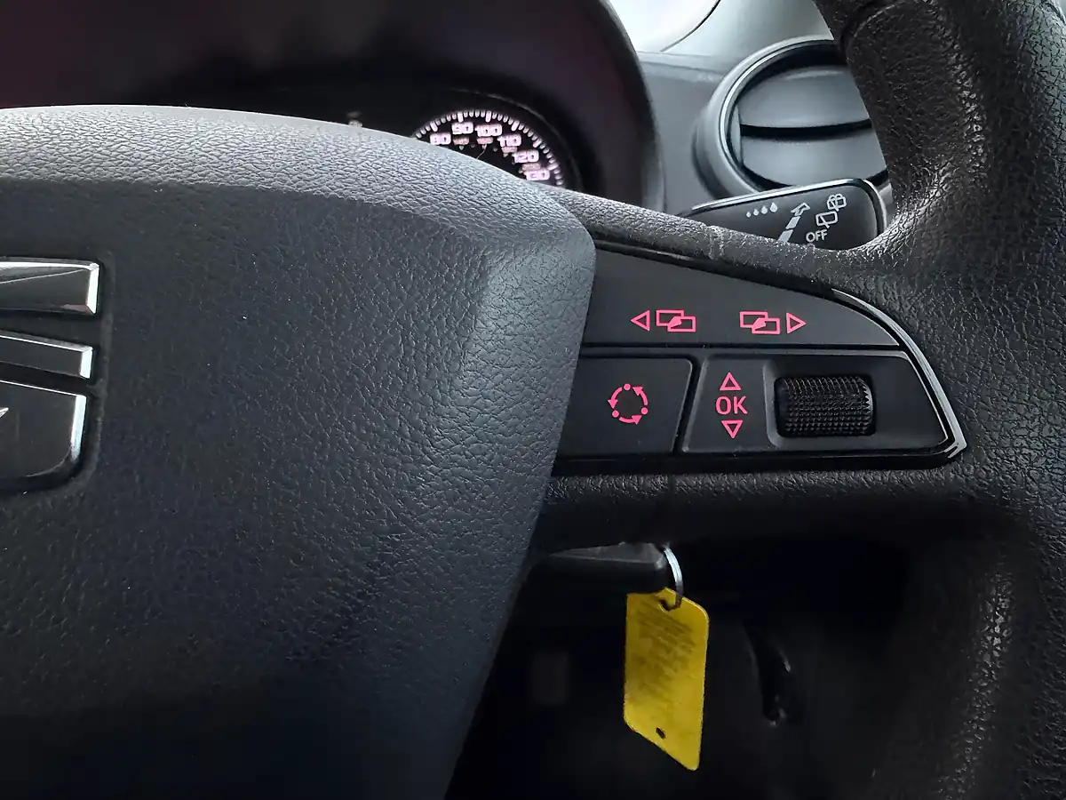 Used 2017 SEAT Ibiza Sol White - Interior and Exterior details 16
