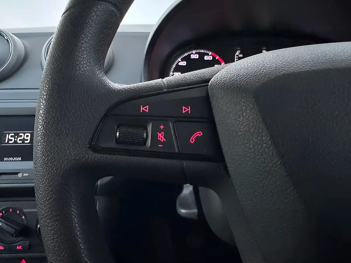 Used 2017 SEAT Ibiza Sol White - Interior and Exterior details 17