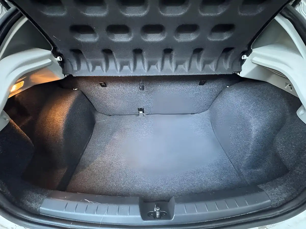Used 2017 SEAT Ibiza Sol White - Interior and Exterior details 20