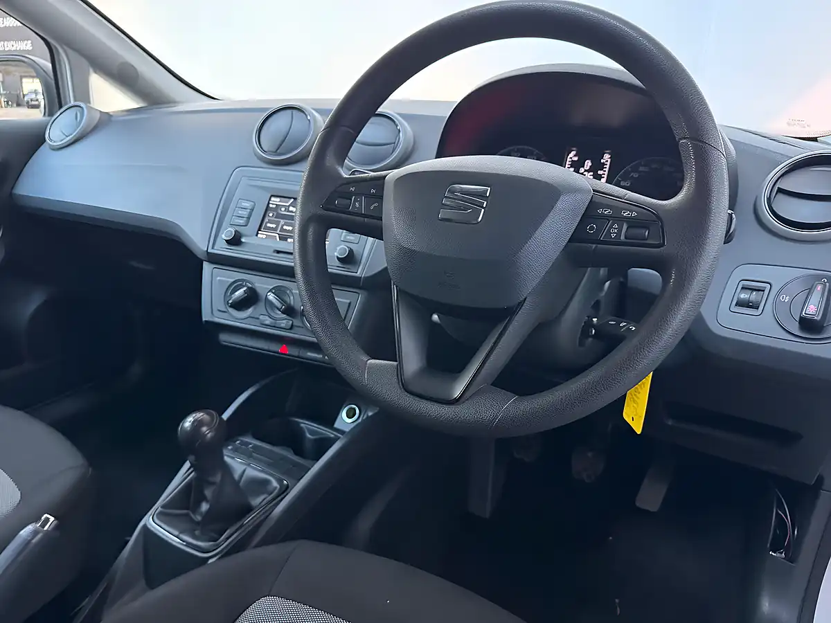 Used 2017 SEAT Ibiza Sol White - Interior and Exterior details 3