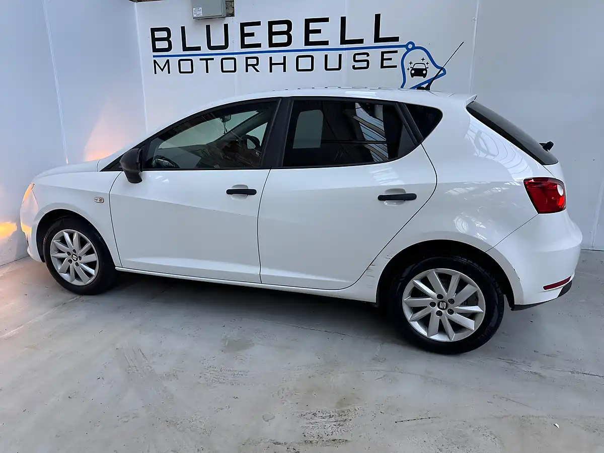 Used 2017 SEAT Ibiza Sol White - Interior and Exterior details 7