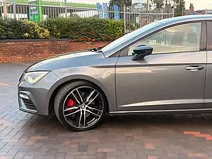 Used 2017 SEAT Leon Cupra 300 Grey - Interior and Exterior details 12