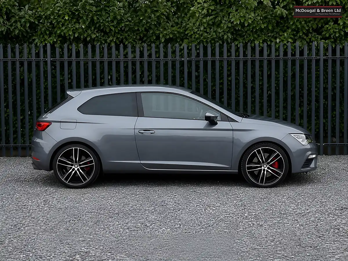 Used 2017 SEAT Leon Cupra 300 Sport Coupe Grey - Interior and Exterior details 6