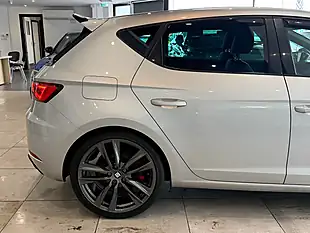 Used 2017 SEAT Leon Cupra Silver - Interior and Exterior details 12