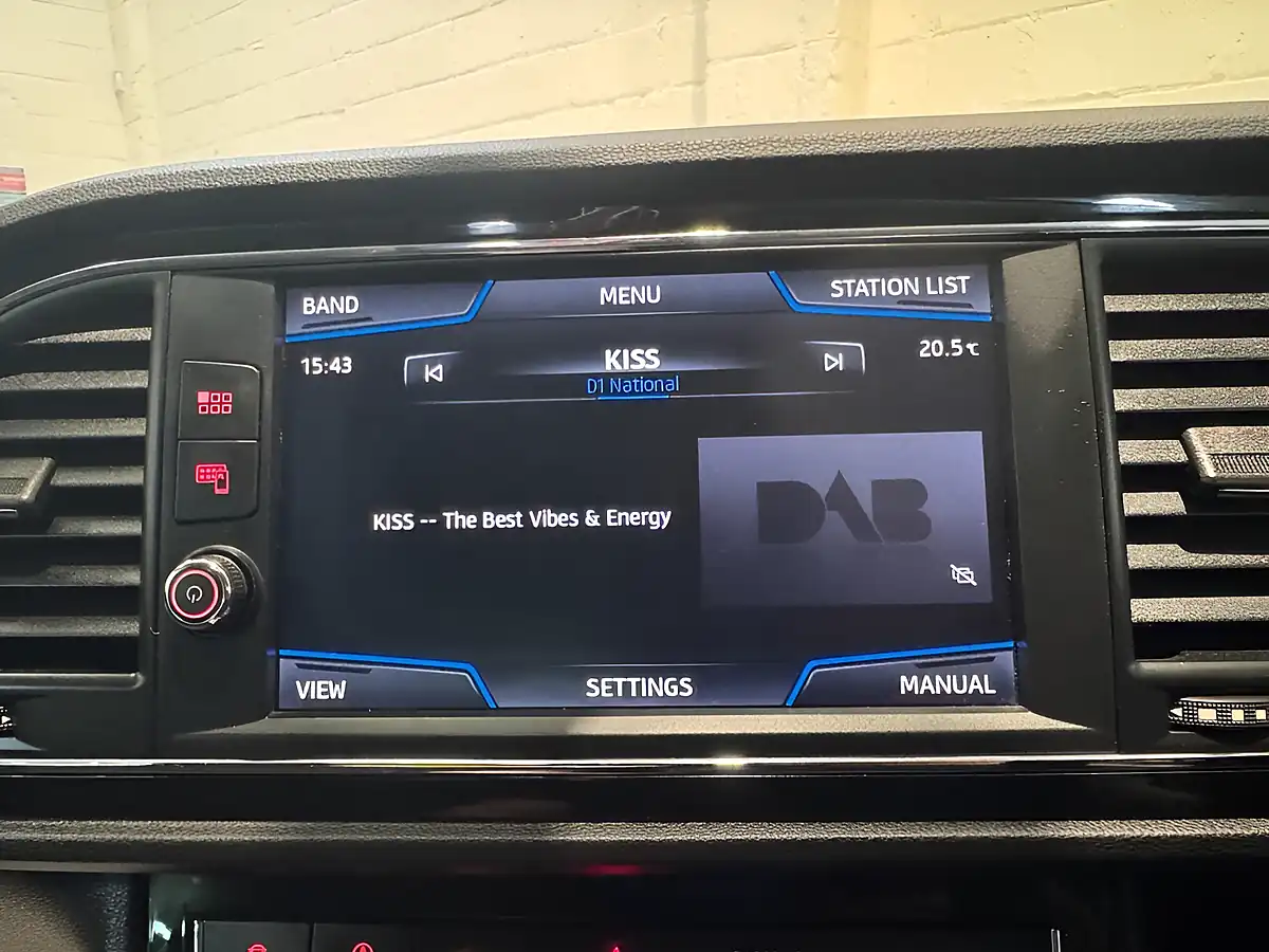 Used 2017 SEAT Leon Fr Blue - Interior and Exterior details 17