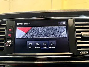 Used 2017 SEAT Leon Fr Blue - Interior and Exterior details 18