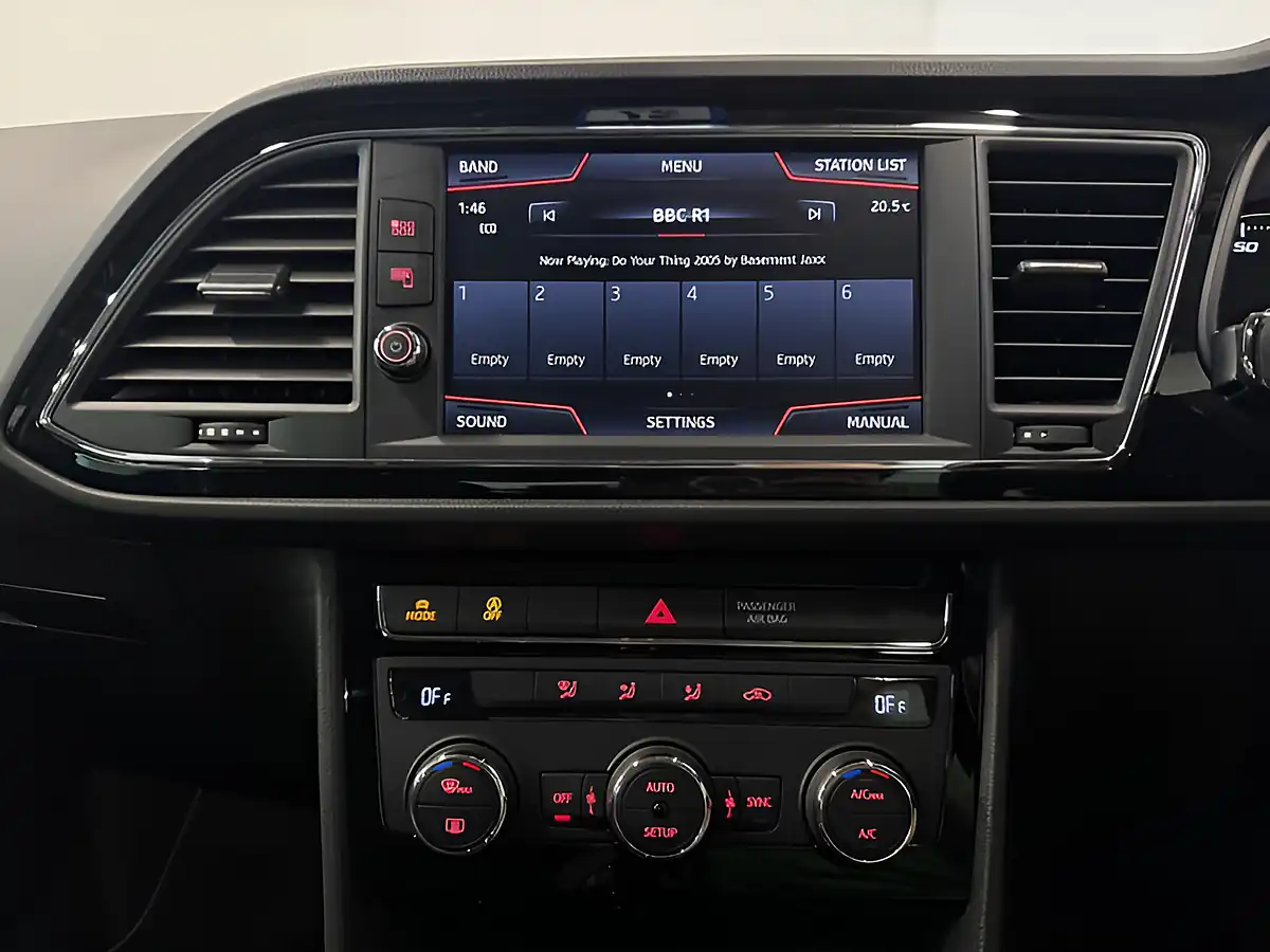Used 2017 SEAT Leon Fr Technology Black - Interior and Exterior details 15