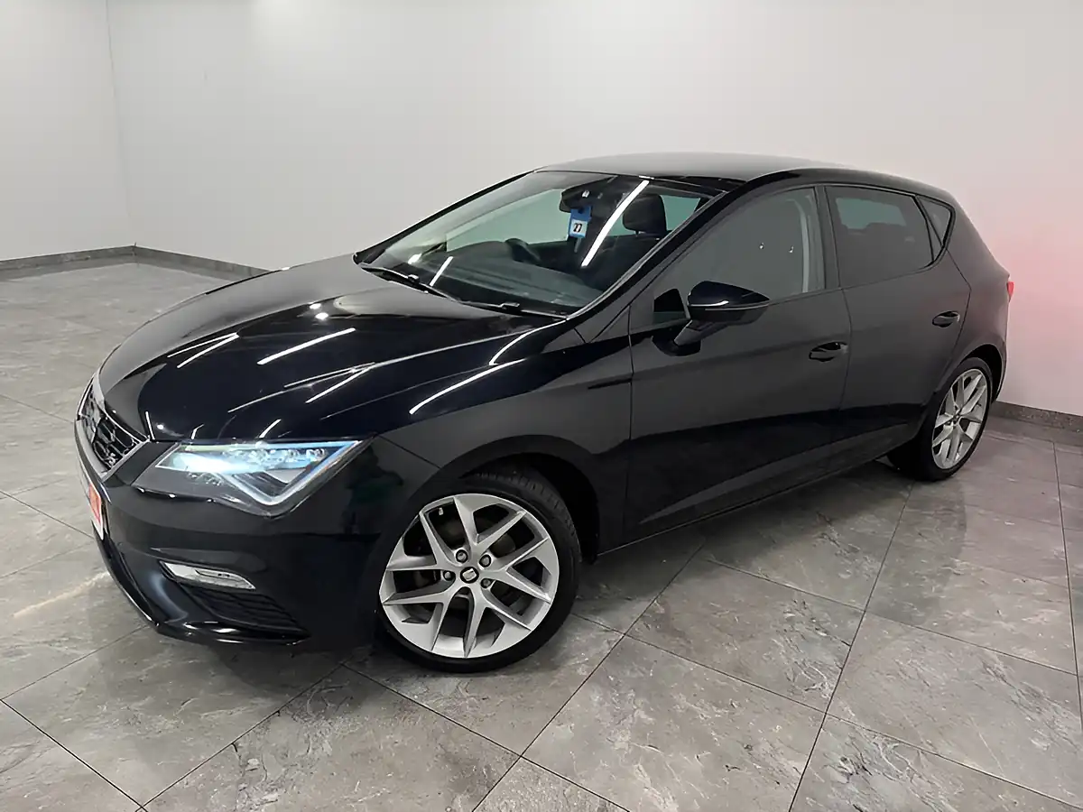 Used 2017 SEAT Leon Fr Technology Black - Interior and Exterior details 4