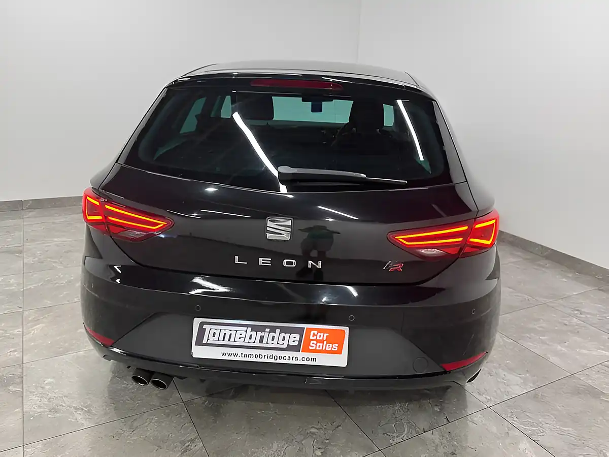 Used 2017 SEAT Leon Fr Technology Black - Interior and Exterior details 7